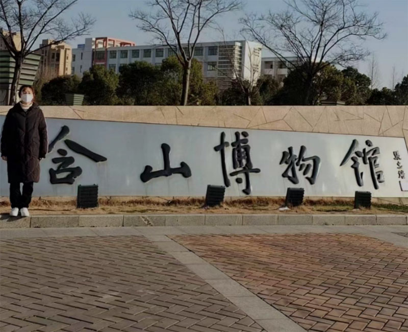 AĻsm(x)A}